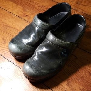 Sanita Danish clogs